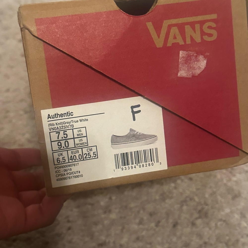 Women’s Vans New Never worn - Picture 1 of 3